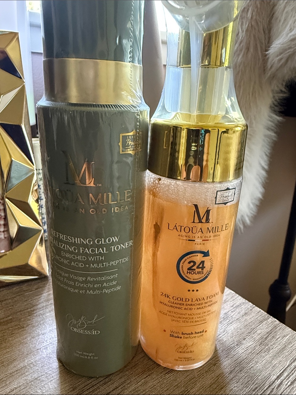 L'ATOUA MILLE 24K Gold Lava Foam Cleanser - Gold & Green
